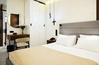 Гостиница Пан интер Кисловодск Джуниор сюит (однокомнатный) Эксклюзив new-6